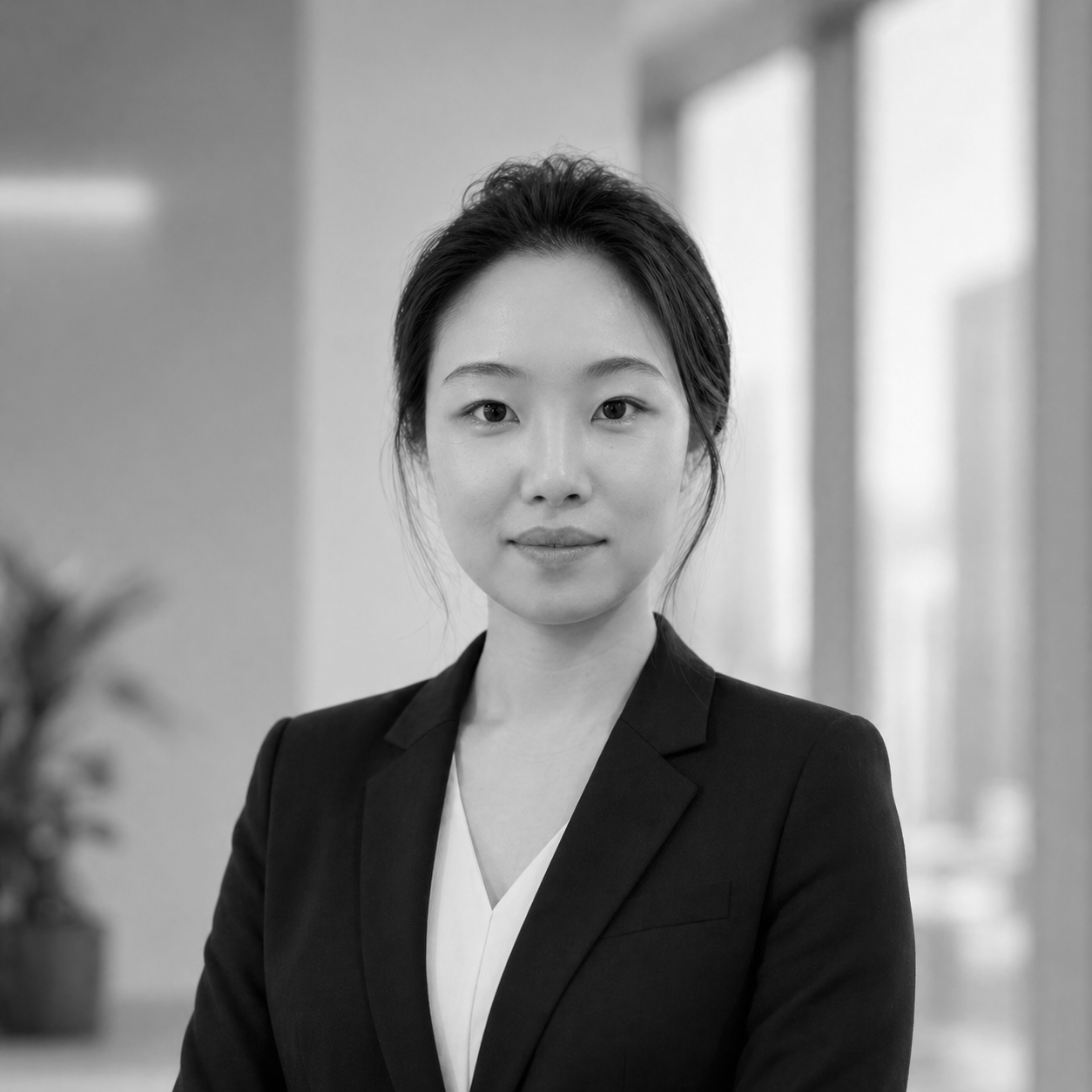 Kate Jingyao Zhu